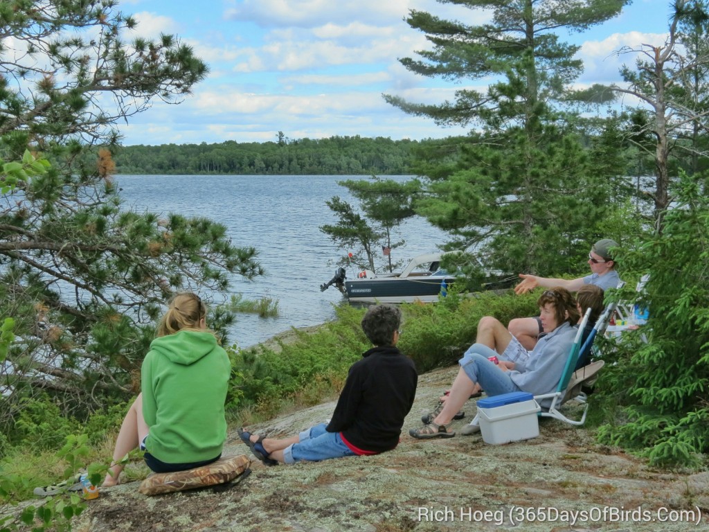 160-D4-Rainy-Lake-Shore-Lunch_wm