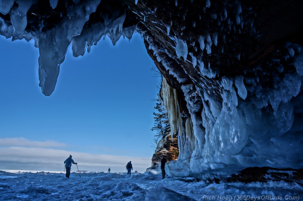 Y2-D040-Apostle-Islands-Ice-Caves-1