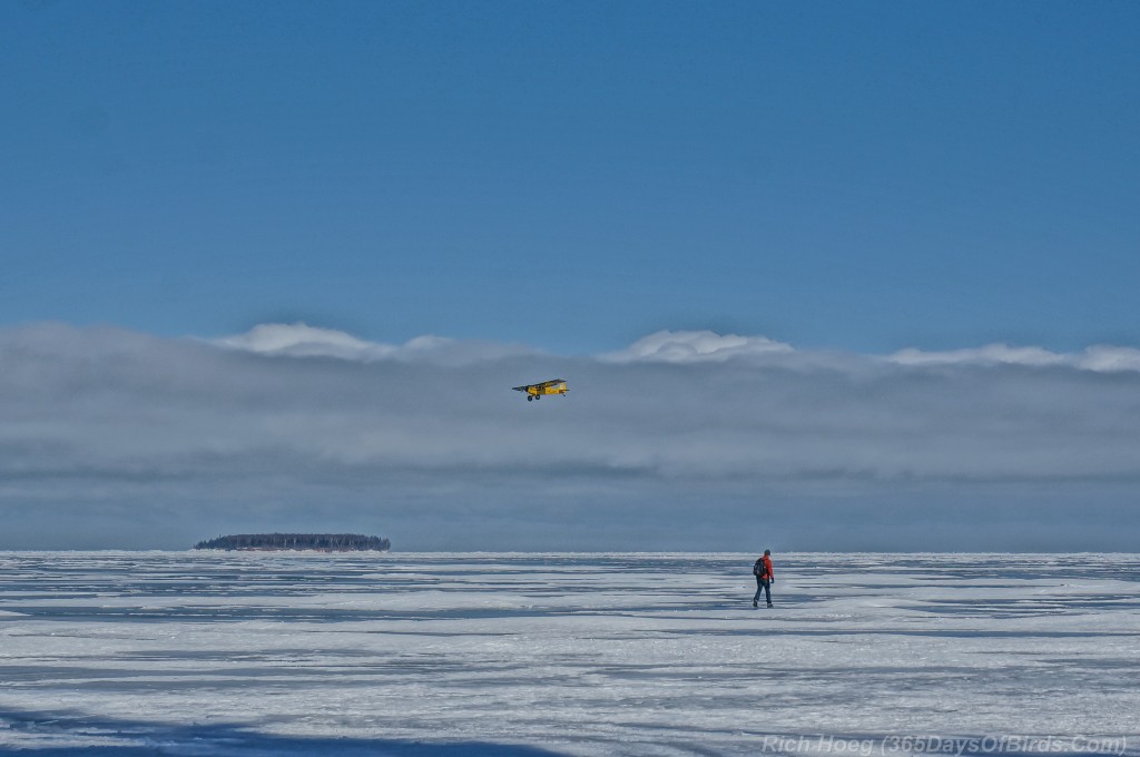 Y2-D040-Apostle-Islands-Ice-Caves-International-Airport-1