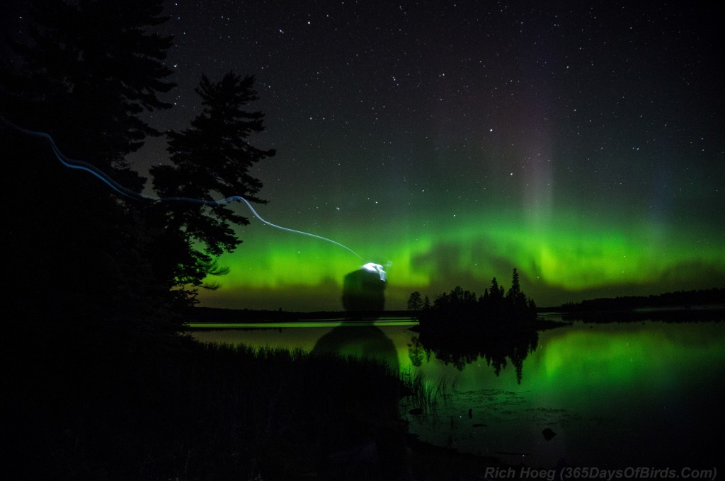 Northern-Lights-Boulder-Lake-01-Aug-2015-Ghost-Selfie