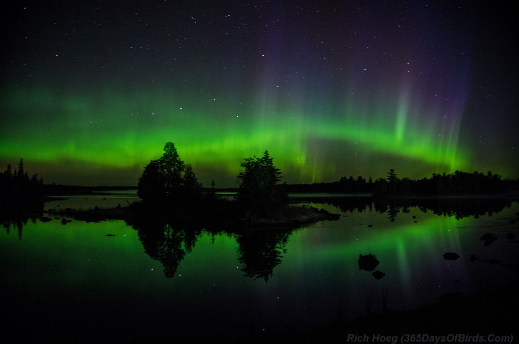 Northern-Lights-Boulder-Lake-03-Aug-2015-Island-Rays