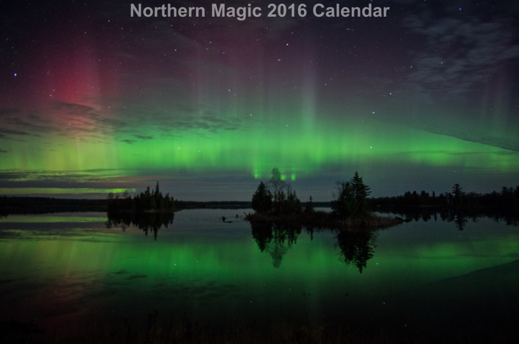 09-Calendar-Boulder-Lake-Northern-Lights-Reflections