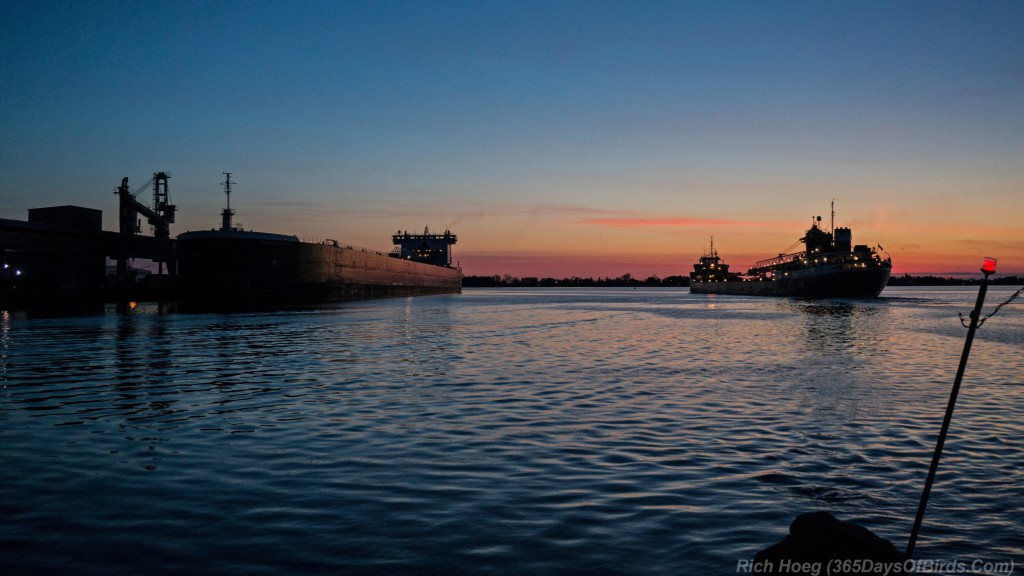 Michipicoten-Outbound-Duluth-High-Bridge-Pre-Dawn-1