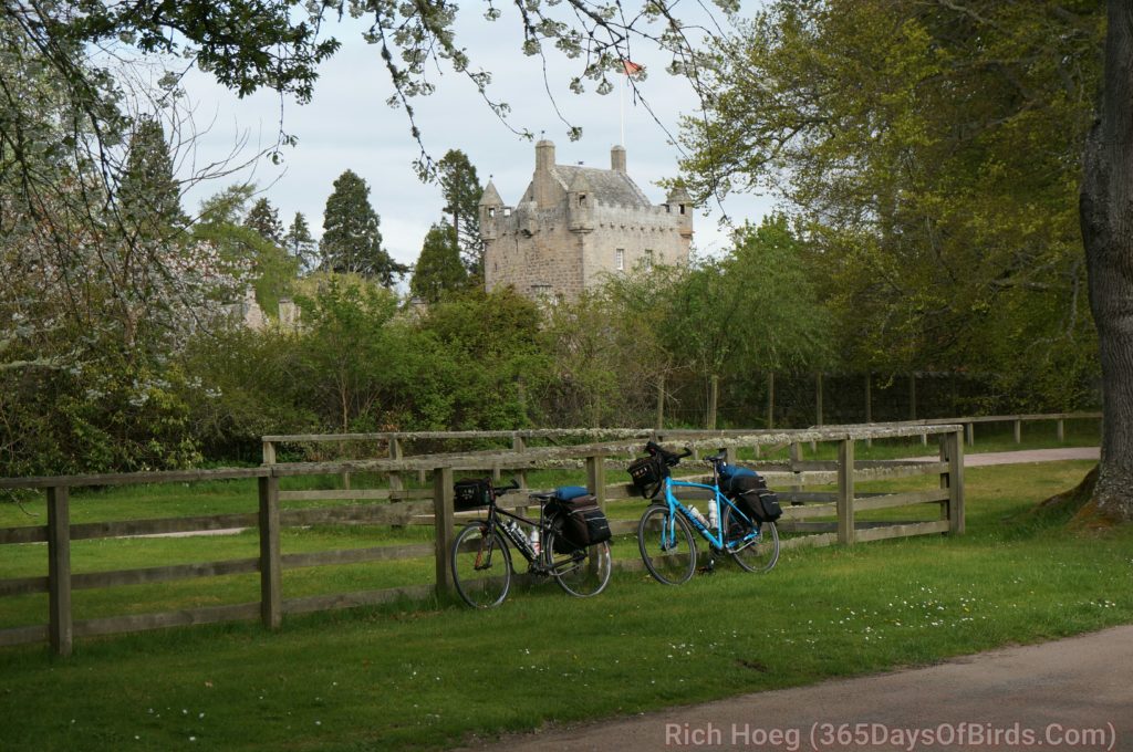 d5-cawdor-castle-1_wm